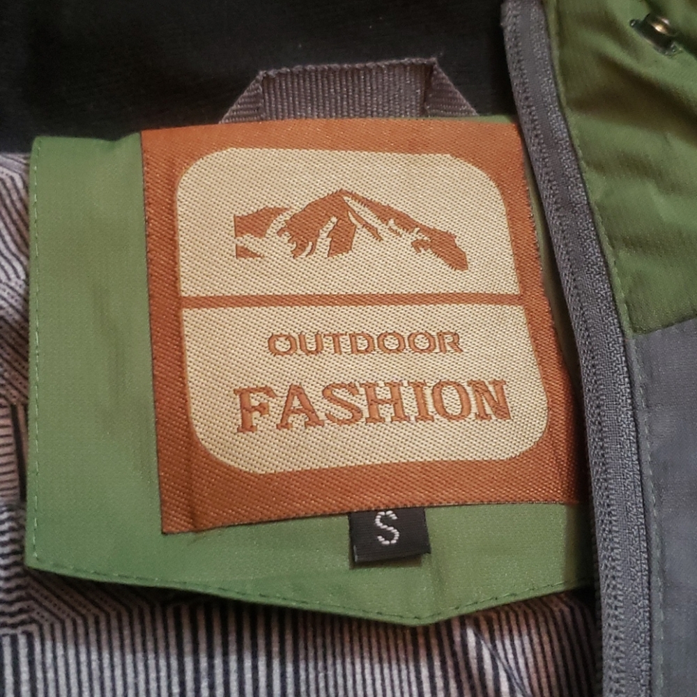 Rain jacket shell - Picture 3 of 4